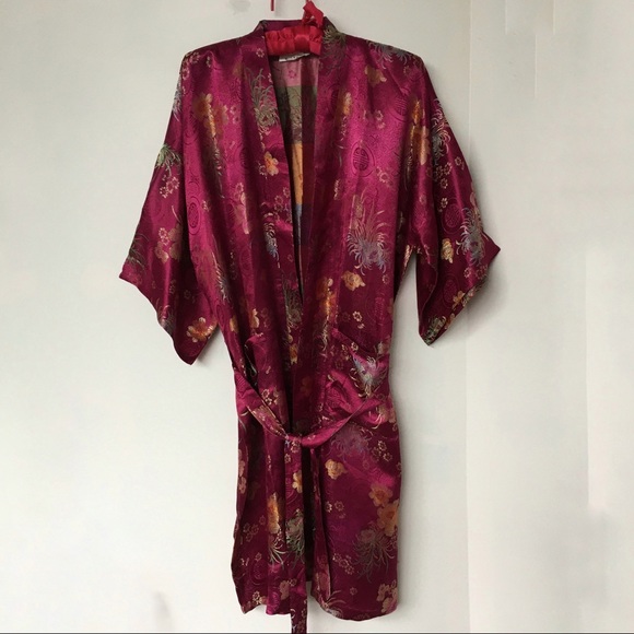 GOLDEN DRAGON kimono robe Size XL -14 Burgundy floral silky polyester - Picture 10 of 10